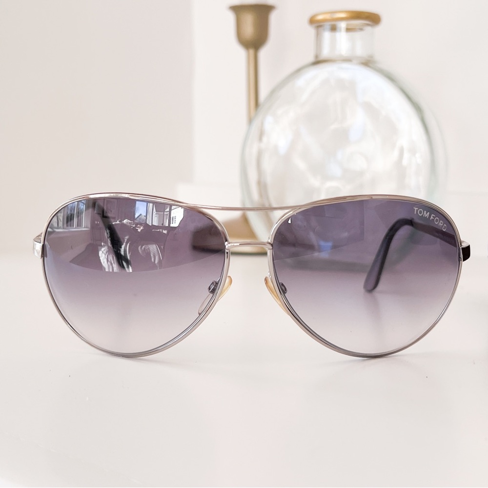 Tom Ford Aviators - Gray Gradient